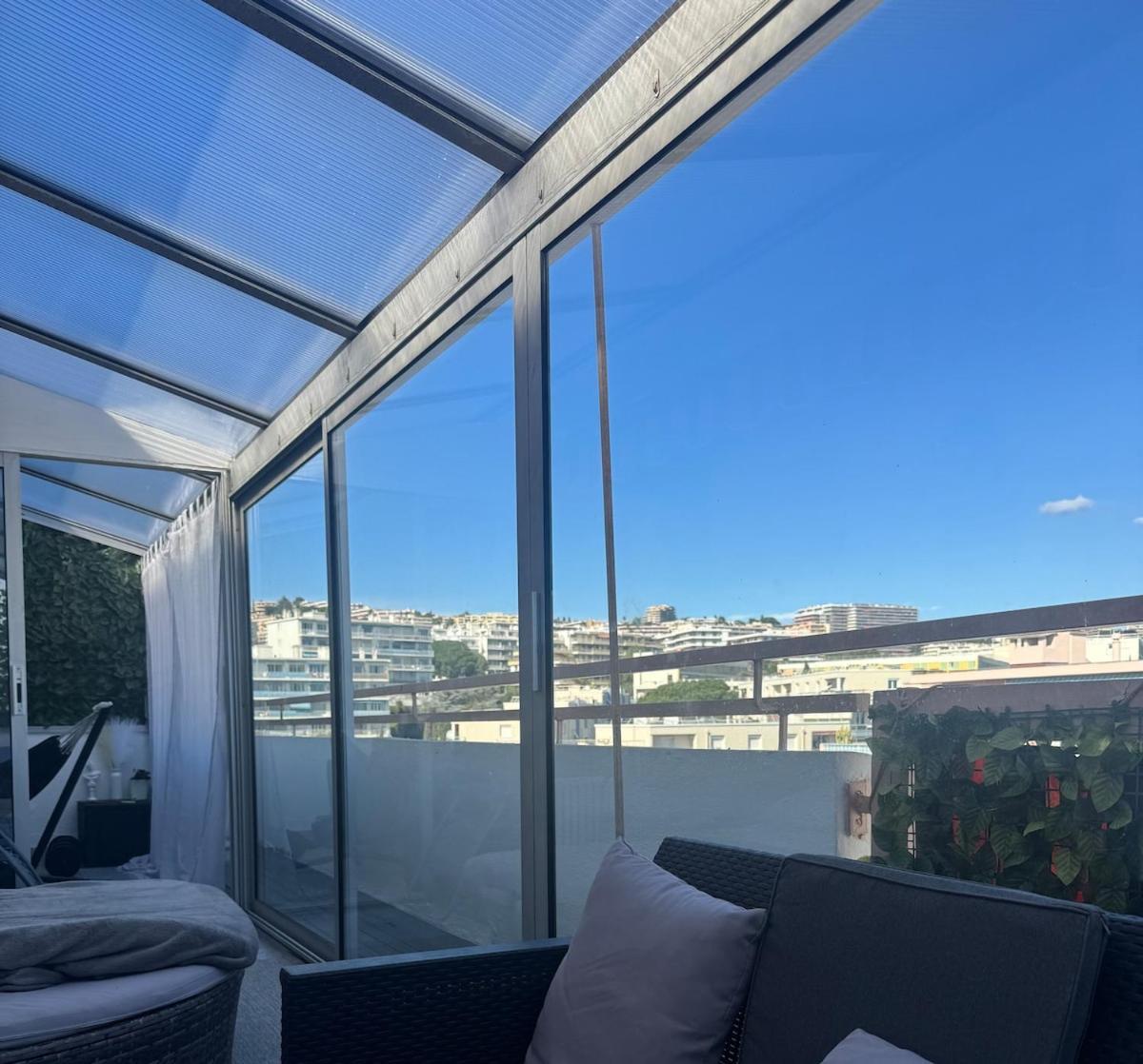 Apartment Floor With Sea View, Clim And Veranda