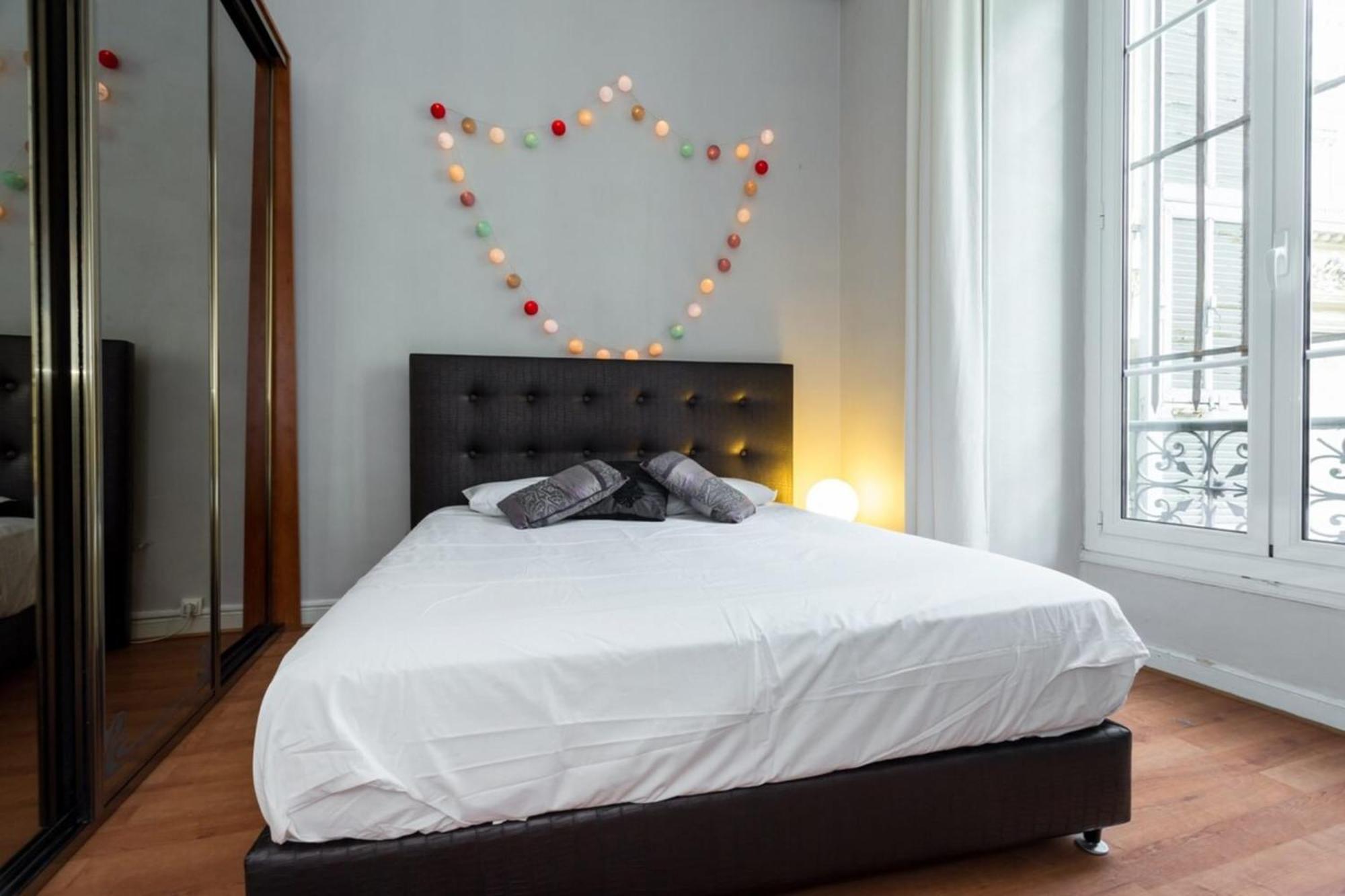 Etats Unis 892 - Spacious Flat On Sea Front W/ac Apartment *