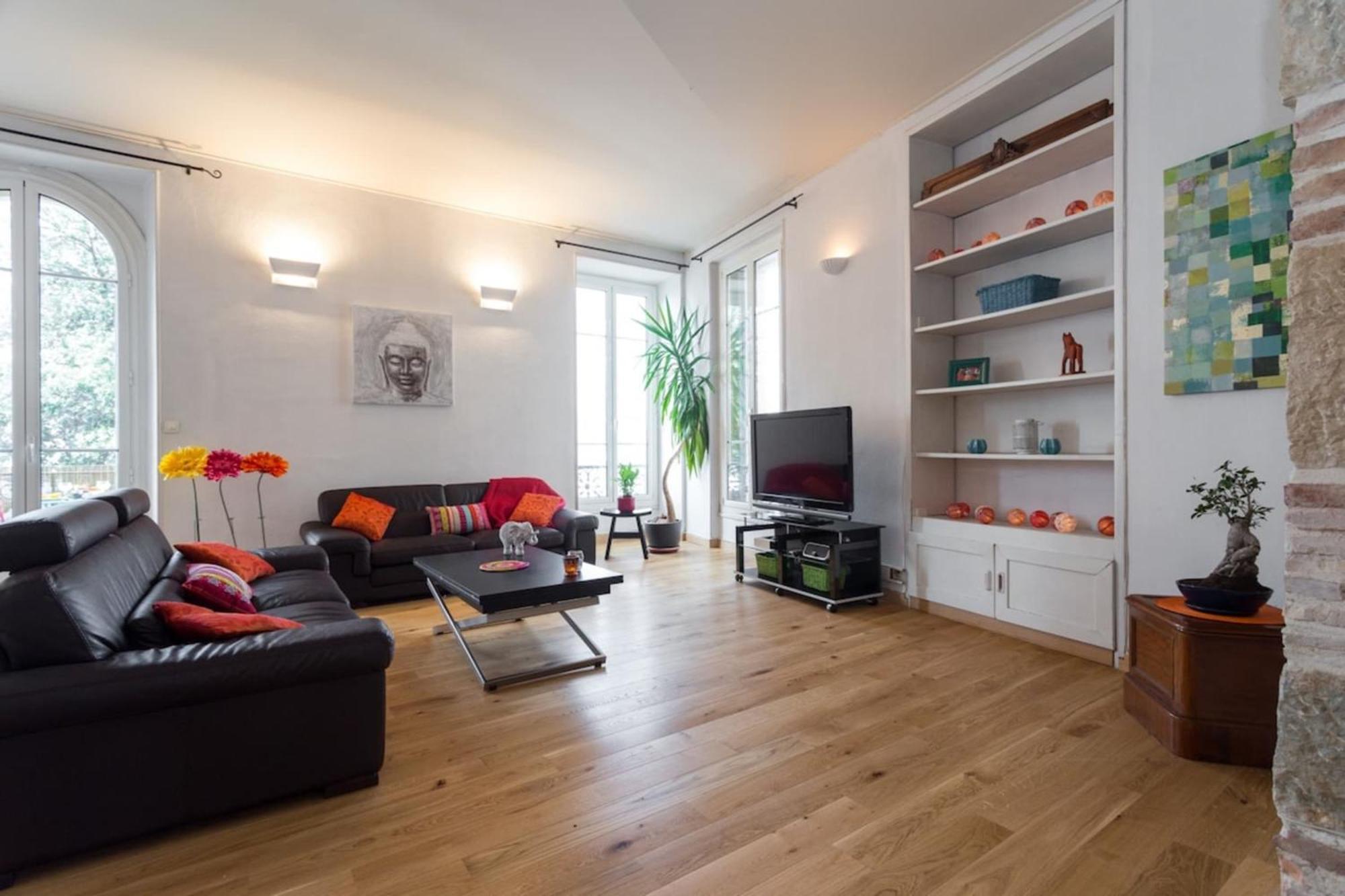 Etats Unis 892 - Spacious Flat On Sea Front W/ac