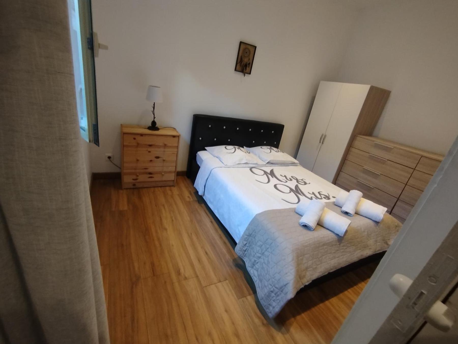 2 Pieces Renover * Nice