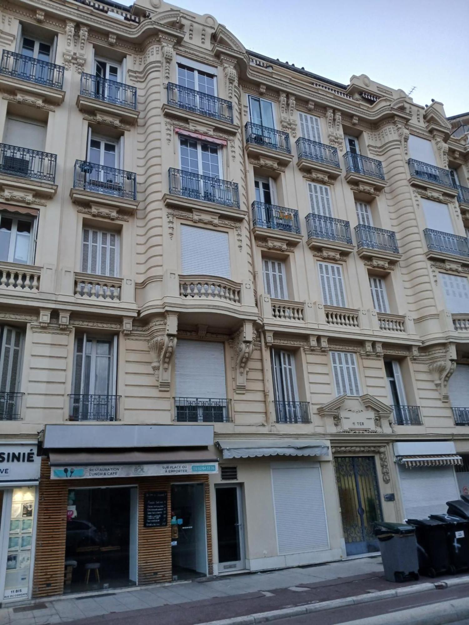 Apartment Brand New Studio, 06000, Three Hundred Meters From The Sea In Carre D'or *