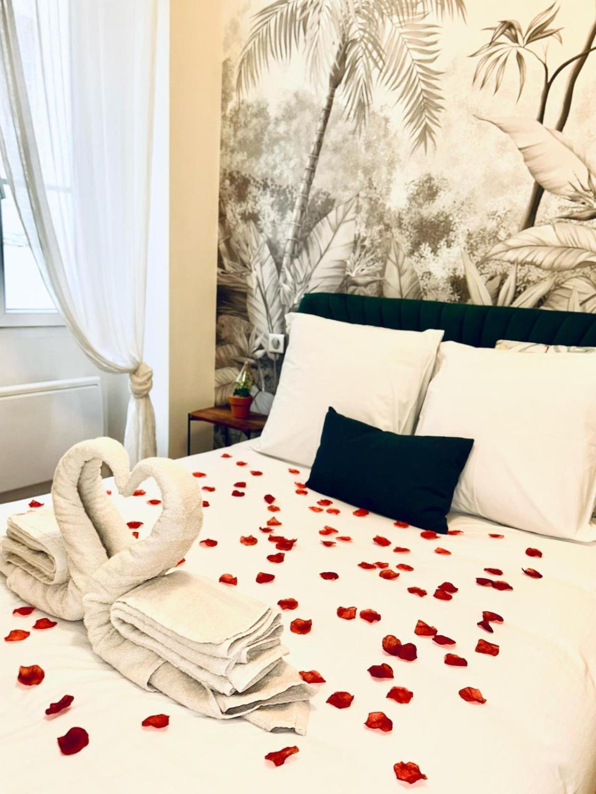 Old Town Vibes - 5min To Sea - Ac & Breakfast