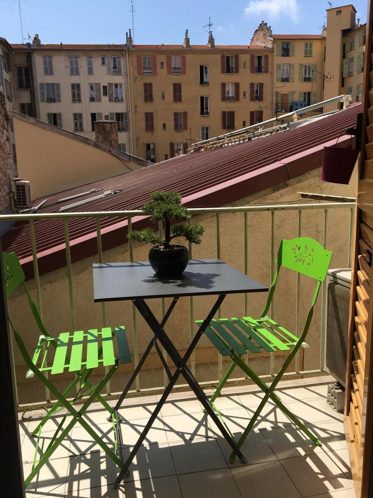 Beautiful Spacious Air Conditioned - Center Appartement Nice