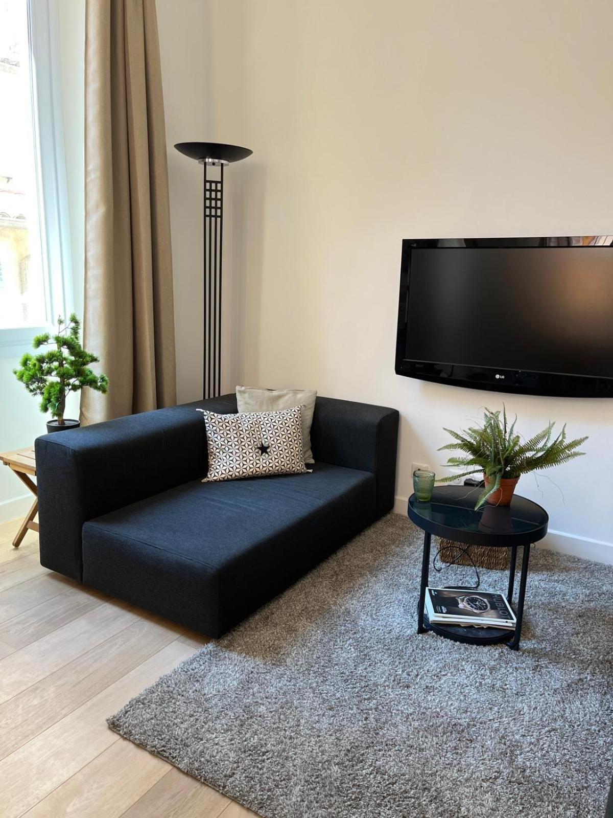 Nice-flat-nice *
