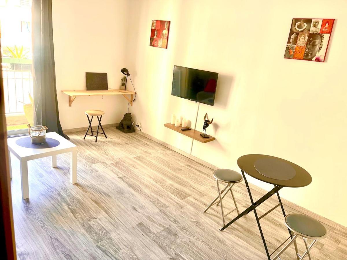 Fully-equipped 2-bedroom *