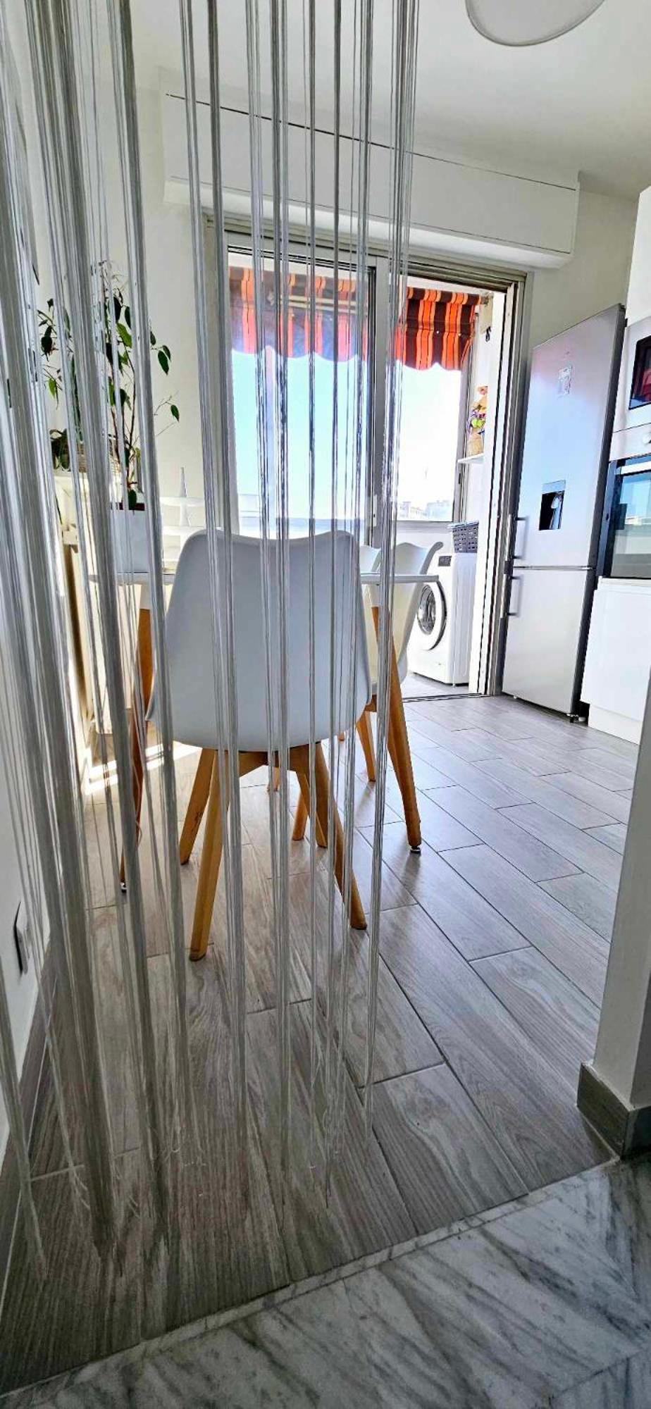 Floor With Sea View, Clim And Veranda Apartment *