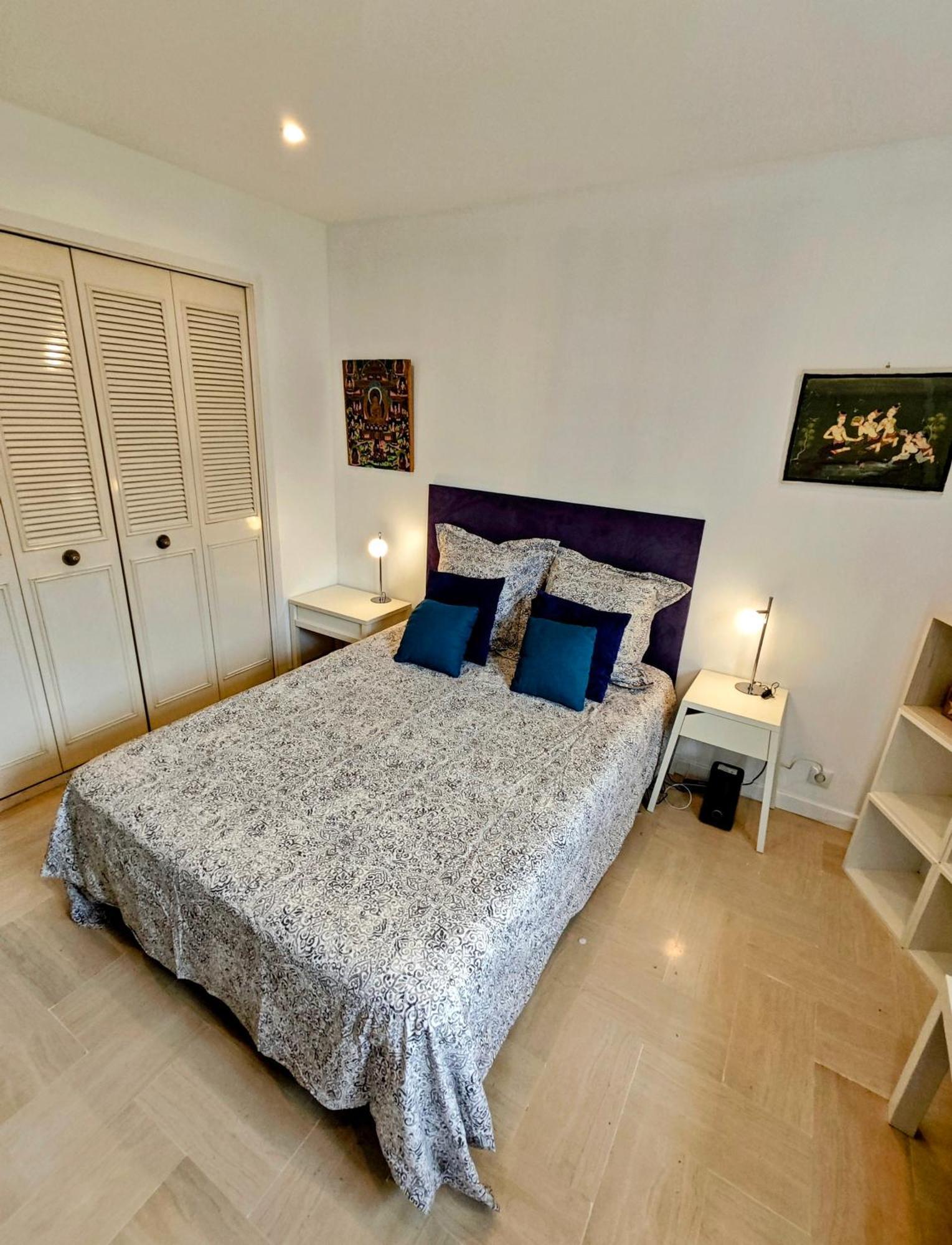 3p 72m2 Climatise Vue Exceptionnelle Cathedrale St Nicolas Et Nice