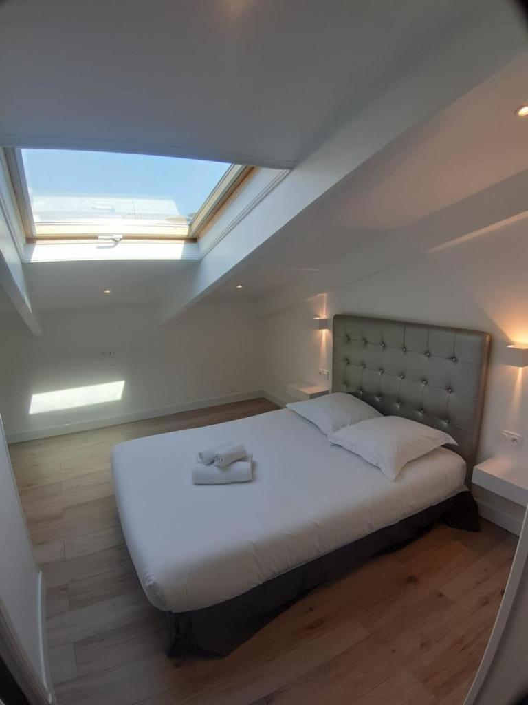 A Meyerbeer Apartment