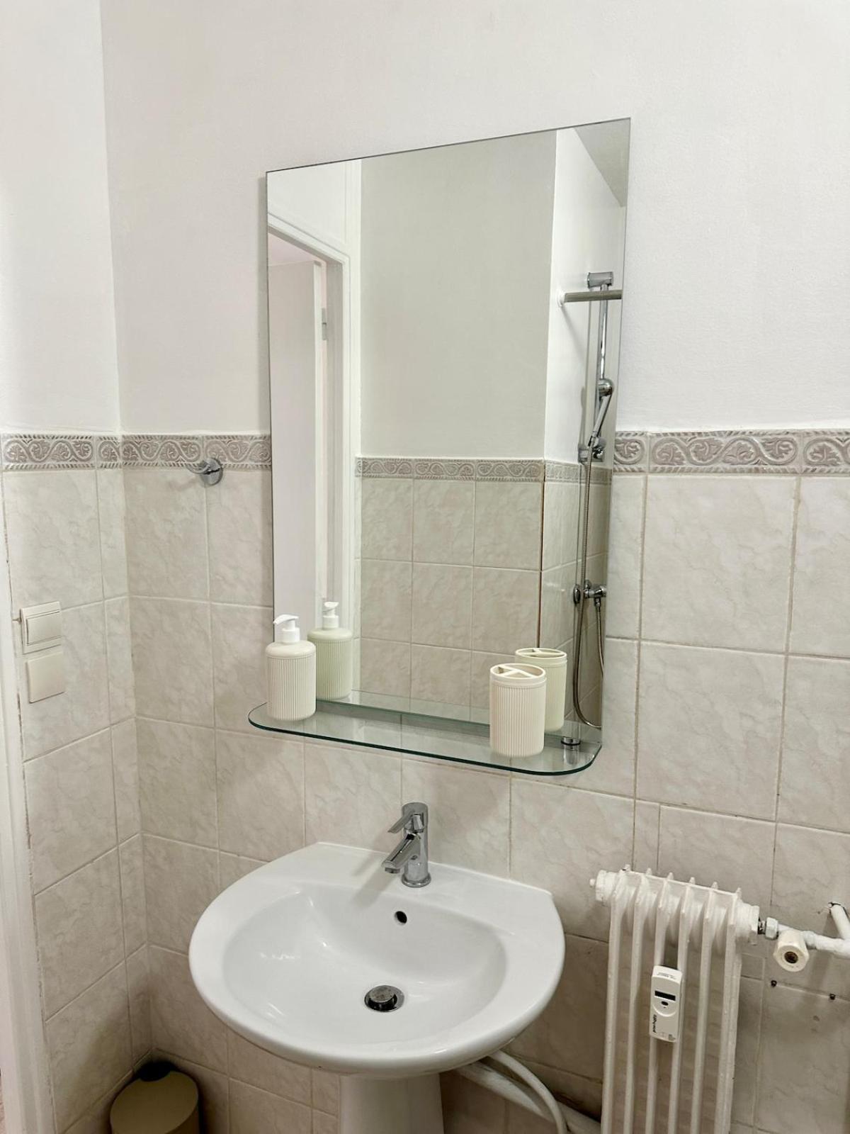 Riviera - Balcon Et Wifi Apartment