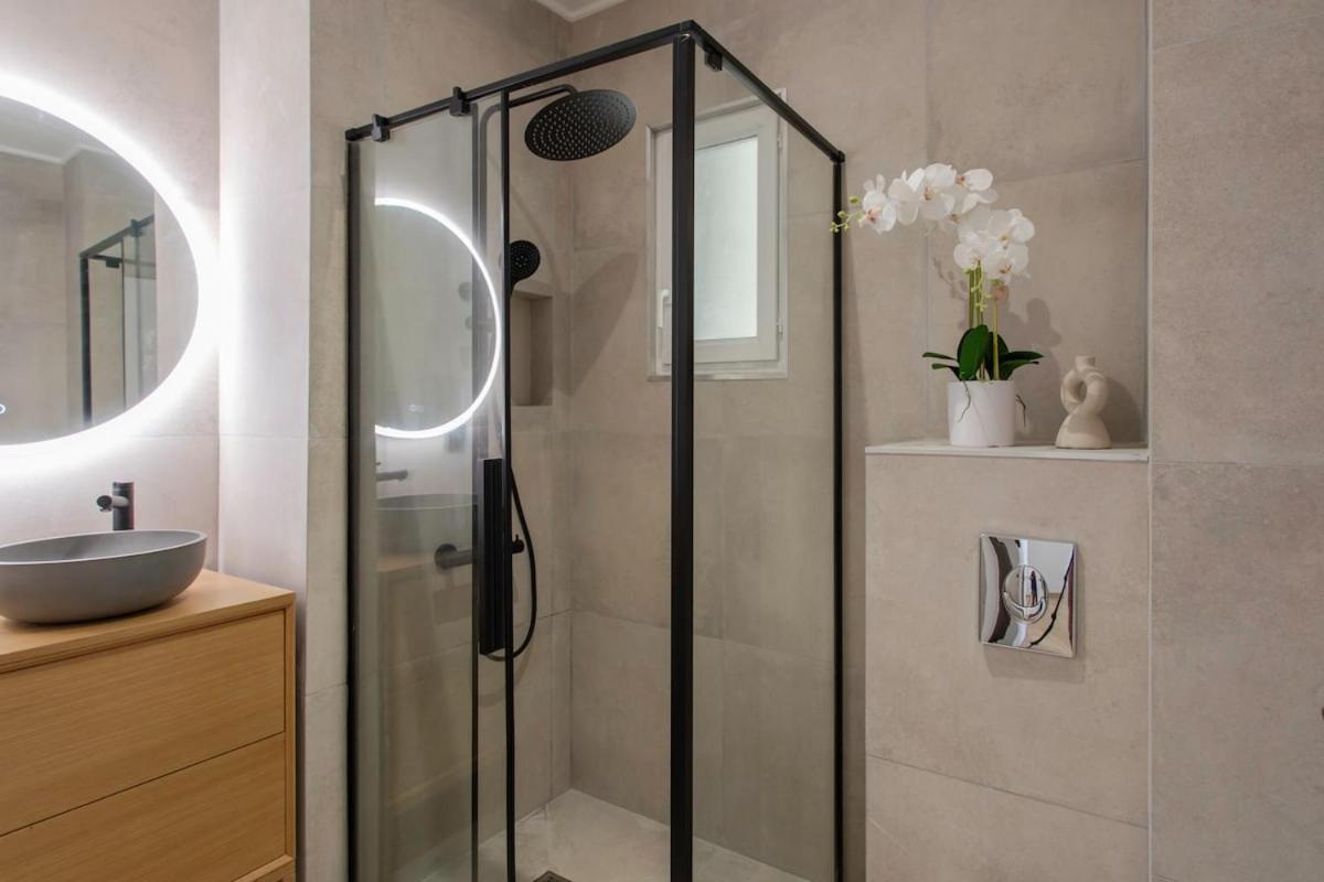 #52 Staywiz Us - Etoile ,central, Balcony, Ac-5 Min P Massena Apartment *