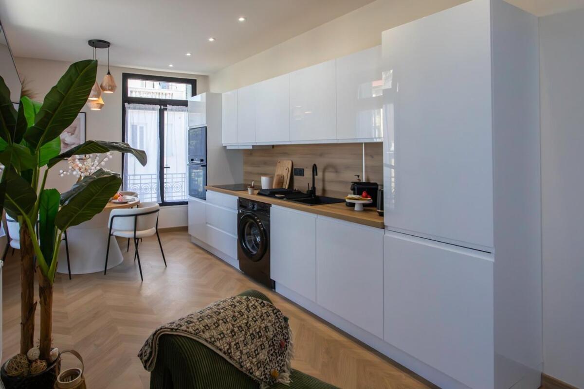 #52 Staywiz Us - Etoile ,central, Balcony, Ac-5 Min P Massena *