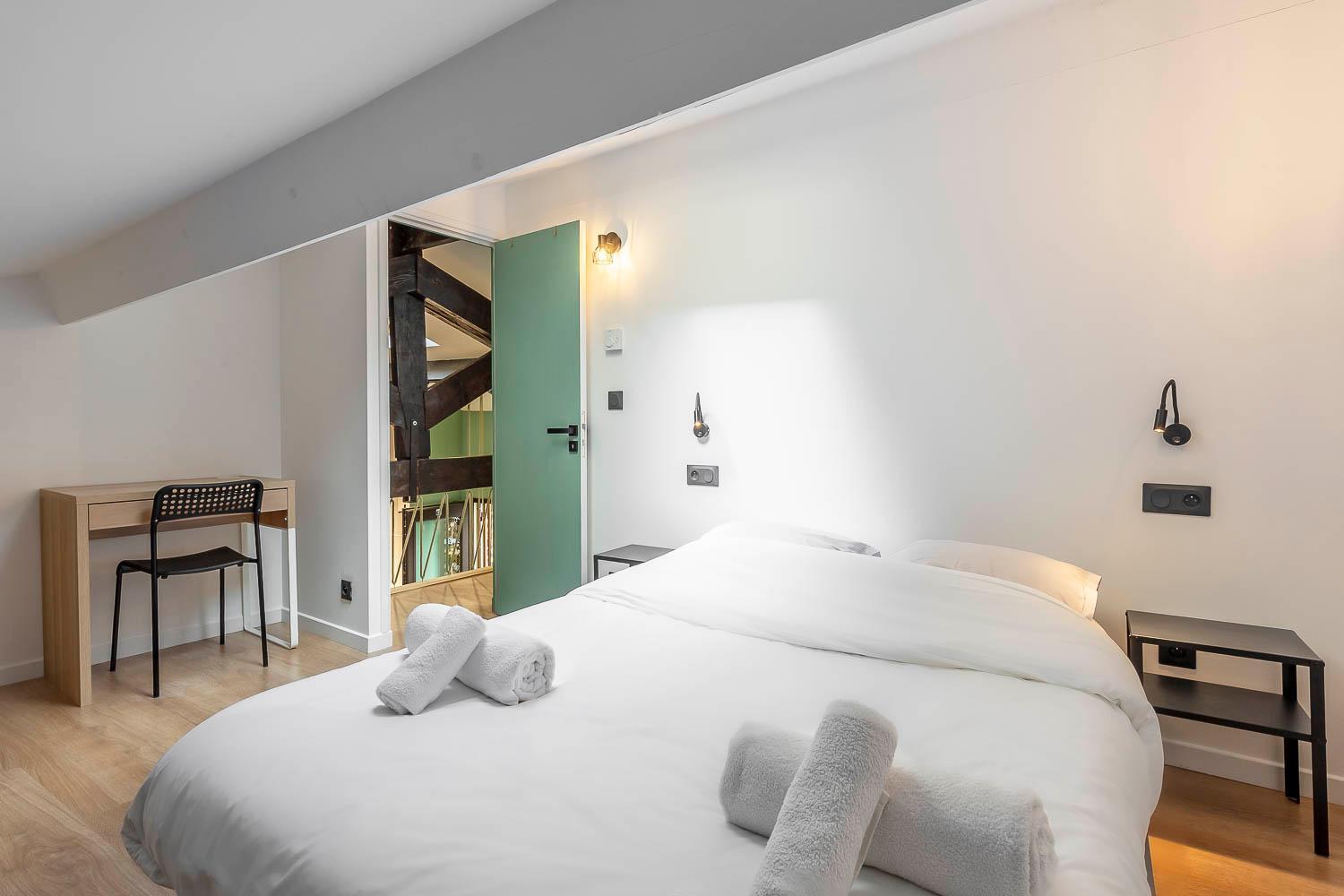 Loft Spacieux Pour 10 Personnes Avec Terrasse * Nice