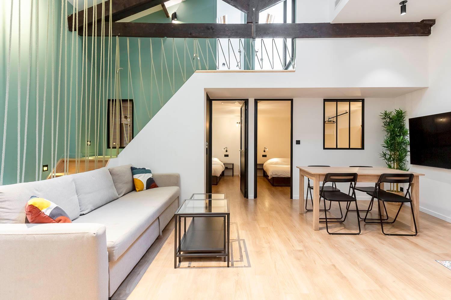 Loft Spacieux Pour 10 Personnes Avec Terrasse * Nice