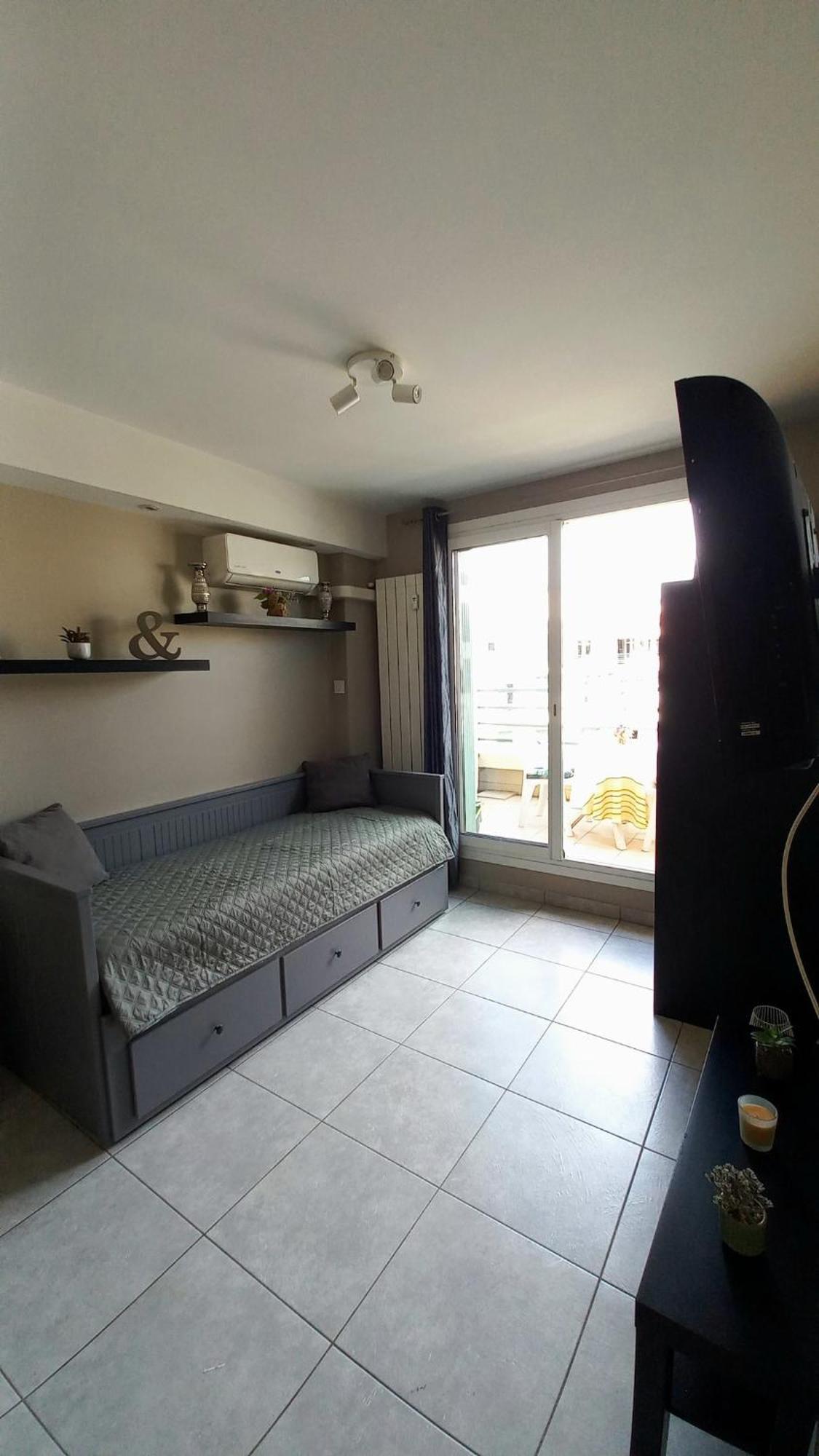 Charming Studio With Terrace Near Sea & Center Nice
