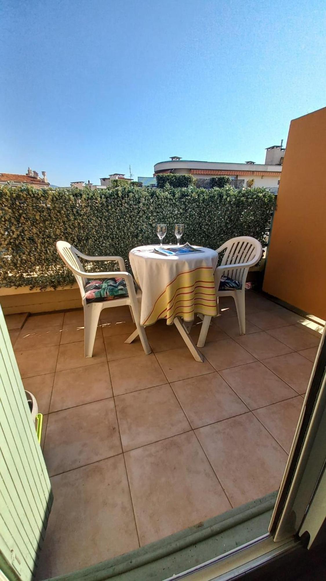 Apartment Charming Studio With Terrace Near Sea & Center