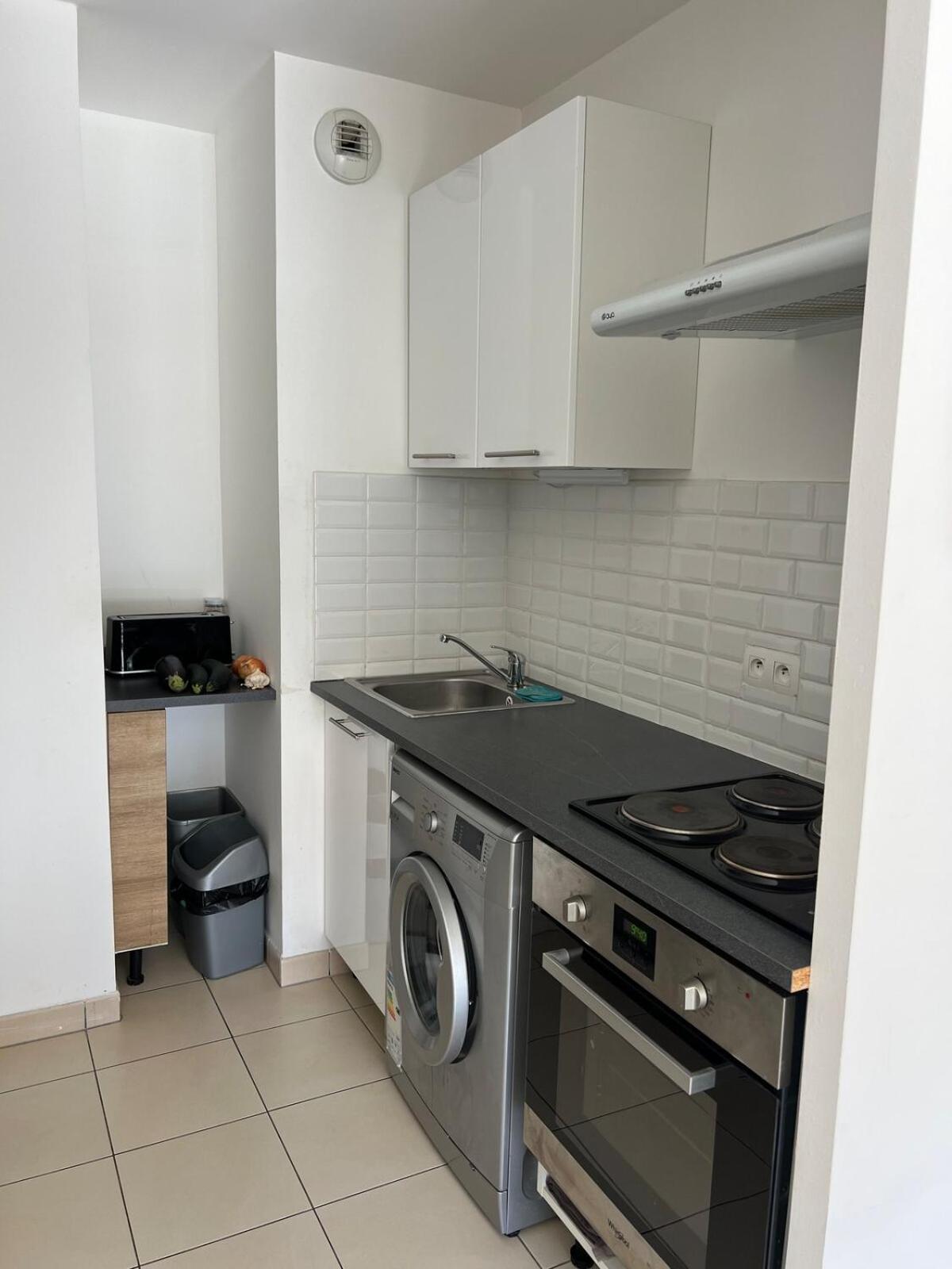 2p Quiet, Tram, Convenient Apartment Nice