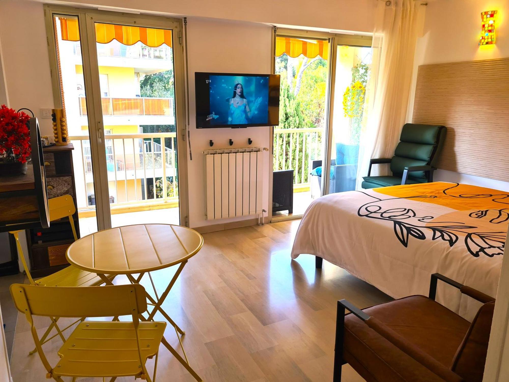 Apartment Balcon Calme Avec Parking 5mn De La