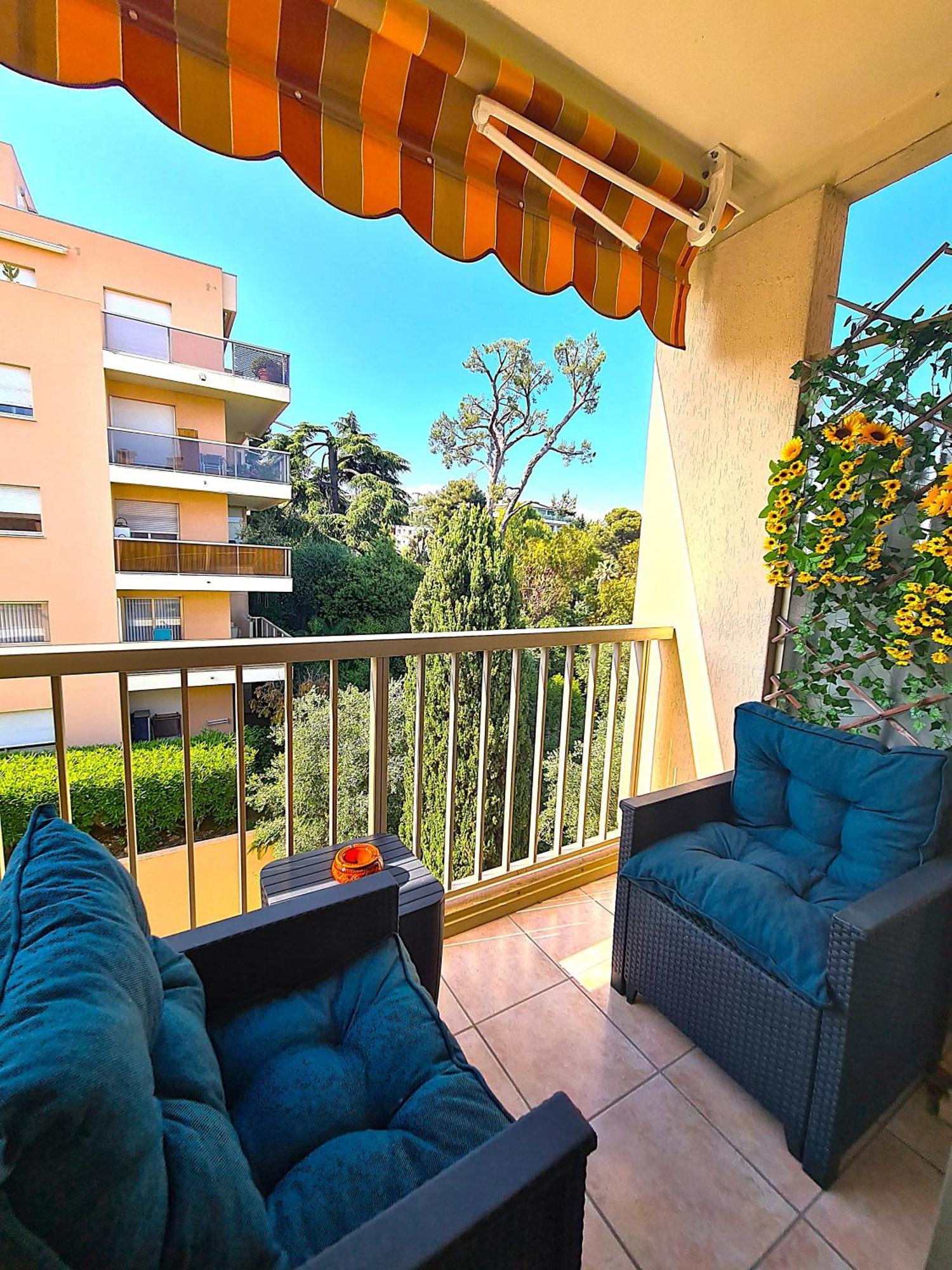 Balcon Calme Avec Parking 5mn De La