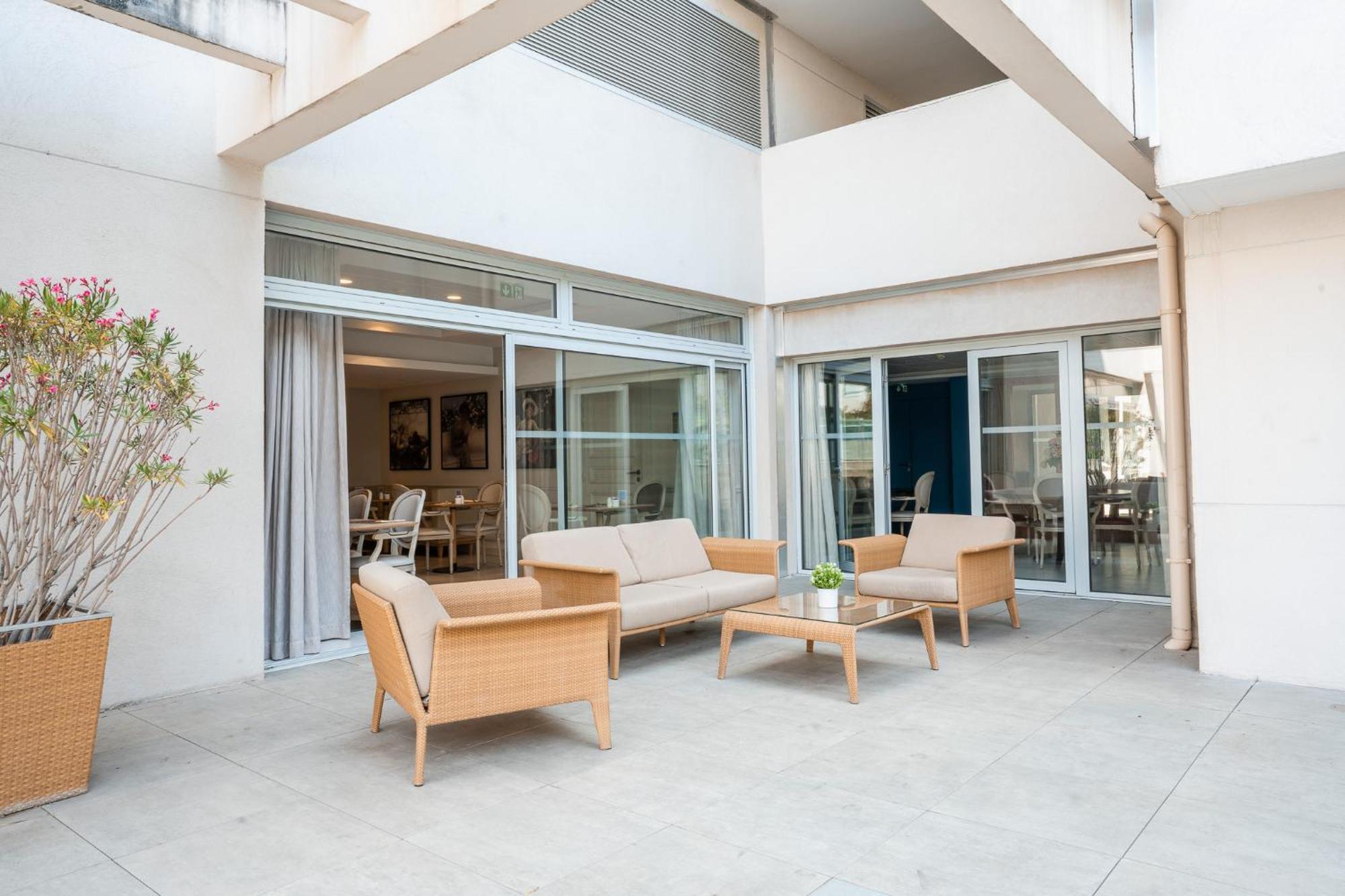 Quality Aparthotel 3*