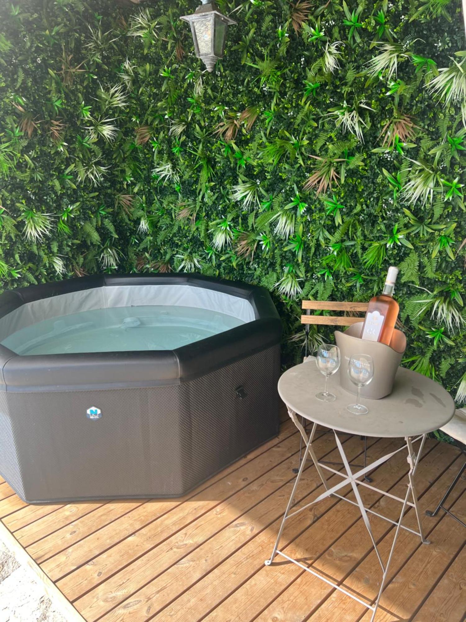 Loucisa Piscine Vue 8 24 Couchages Villa