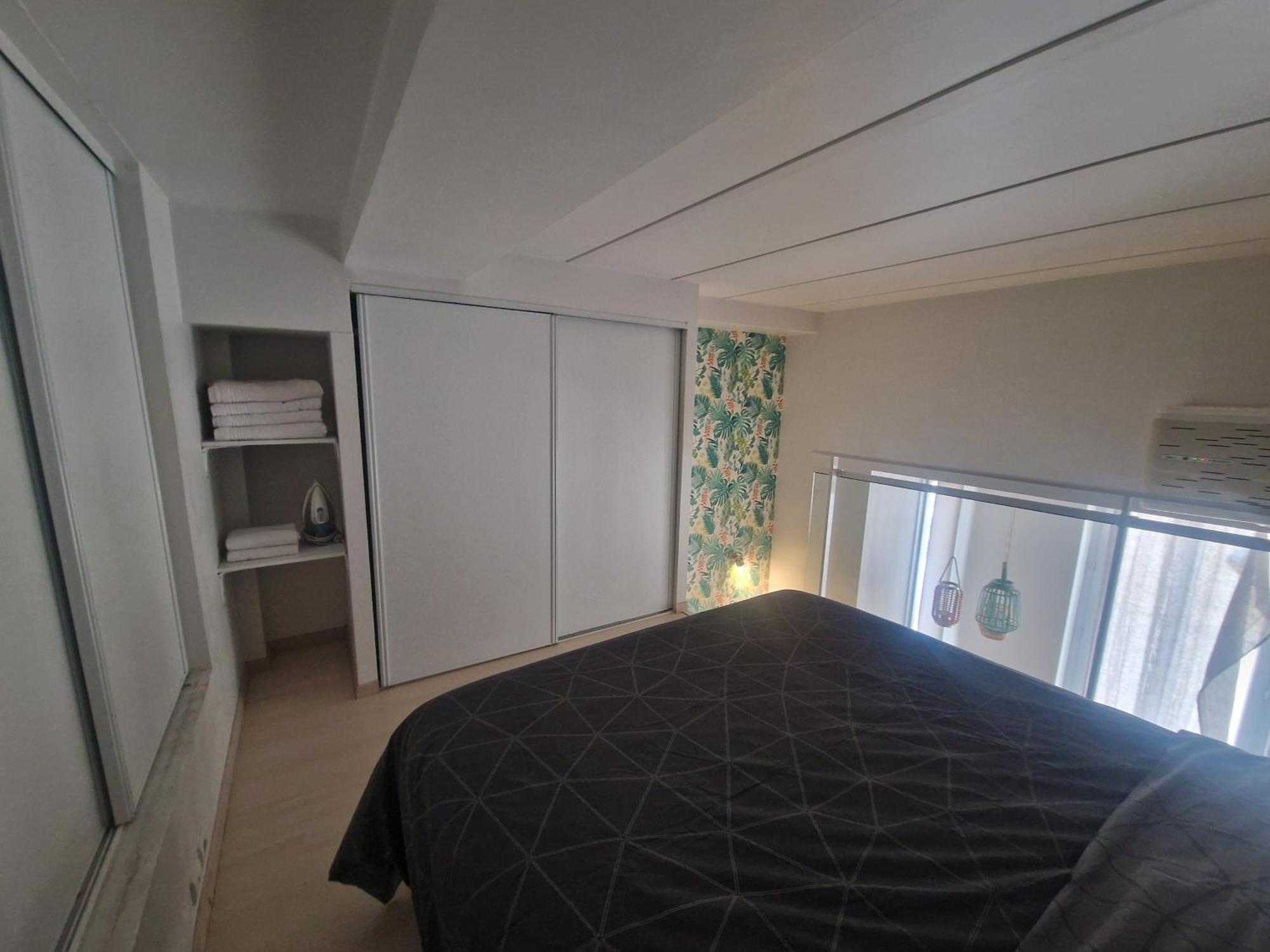 Carre D'or Star Loft Apartment