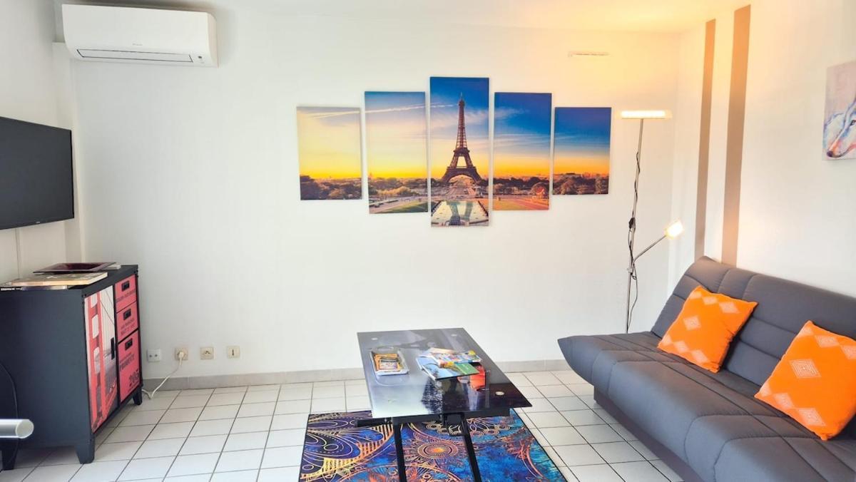 2p, Balcon, Parking Proche Apartment