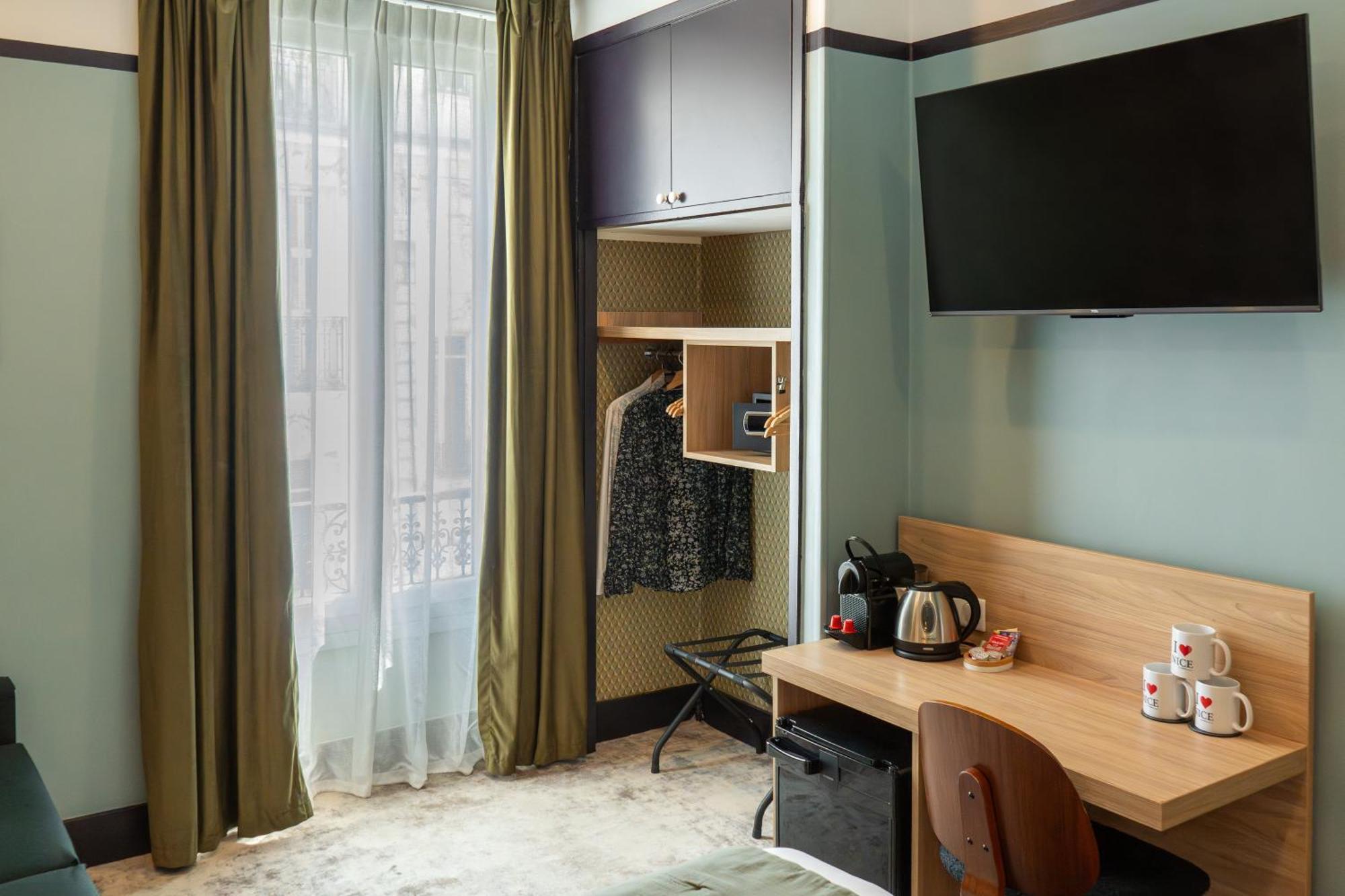 De France, Un Ammi Hotel 3*