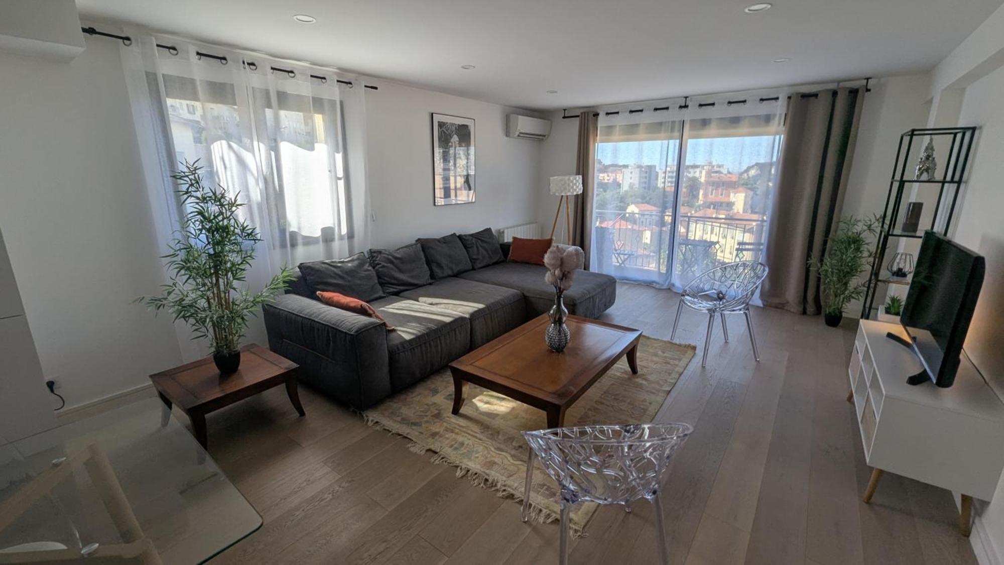 Apartment Les Volets Bleus Nice