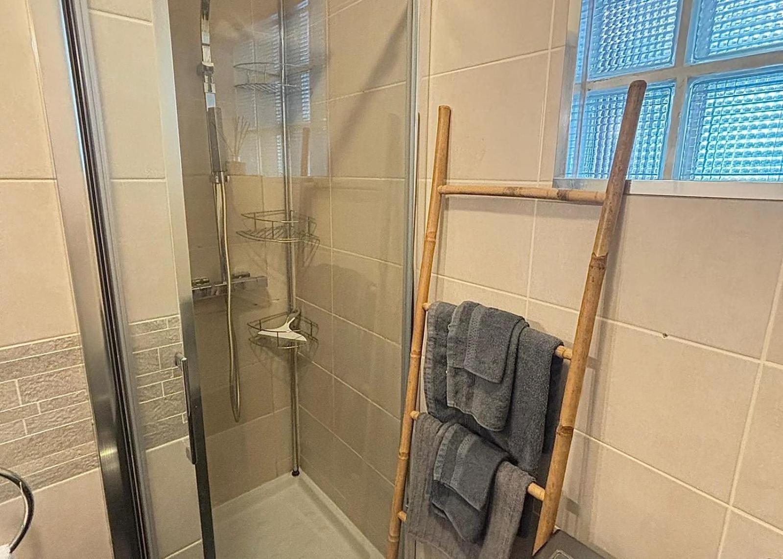 Cosy One Bedroom To
