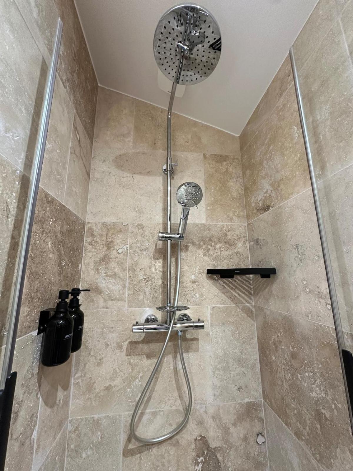 Le Notre Dame Apartment *