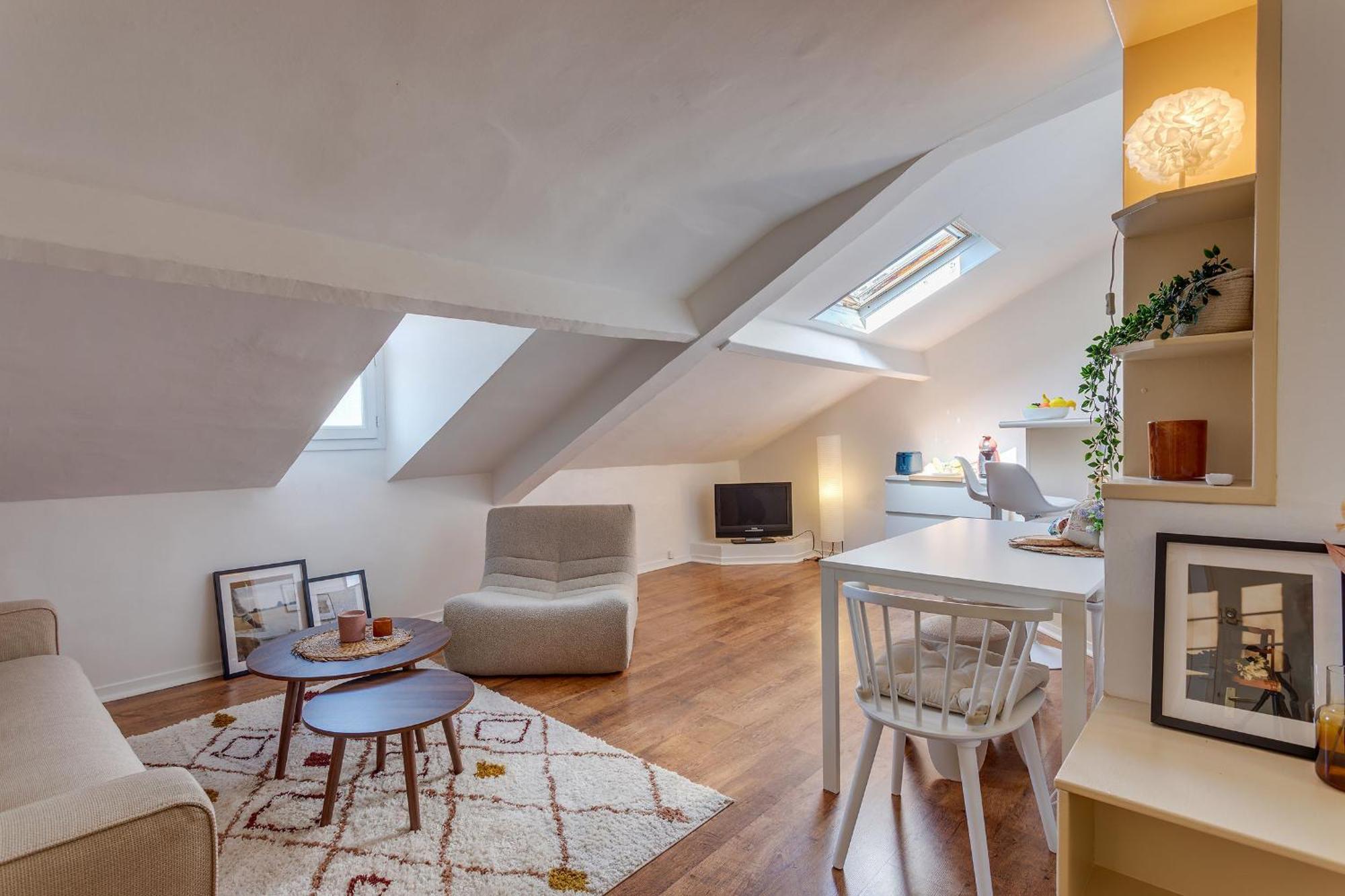 Attic Urban Ap4485 By Riviera Homes Apartment *