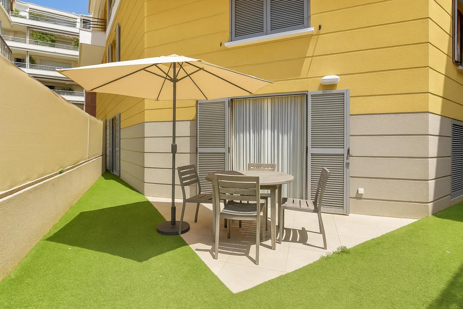 Apartment 2 Pieces Avec Jardin Prive Port De Nice