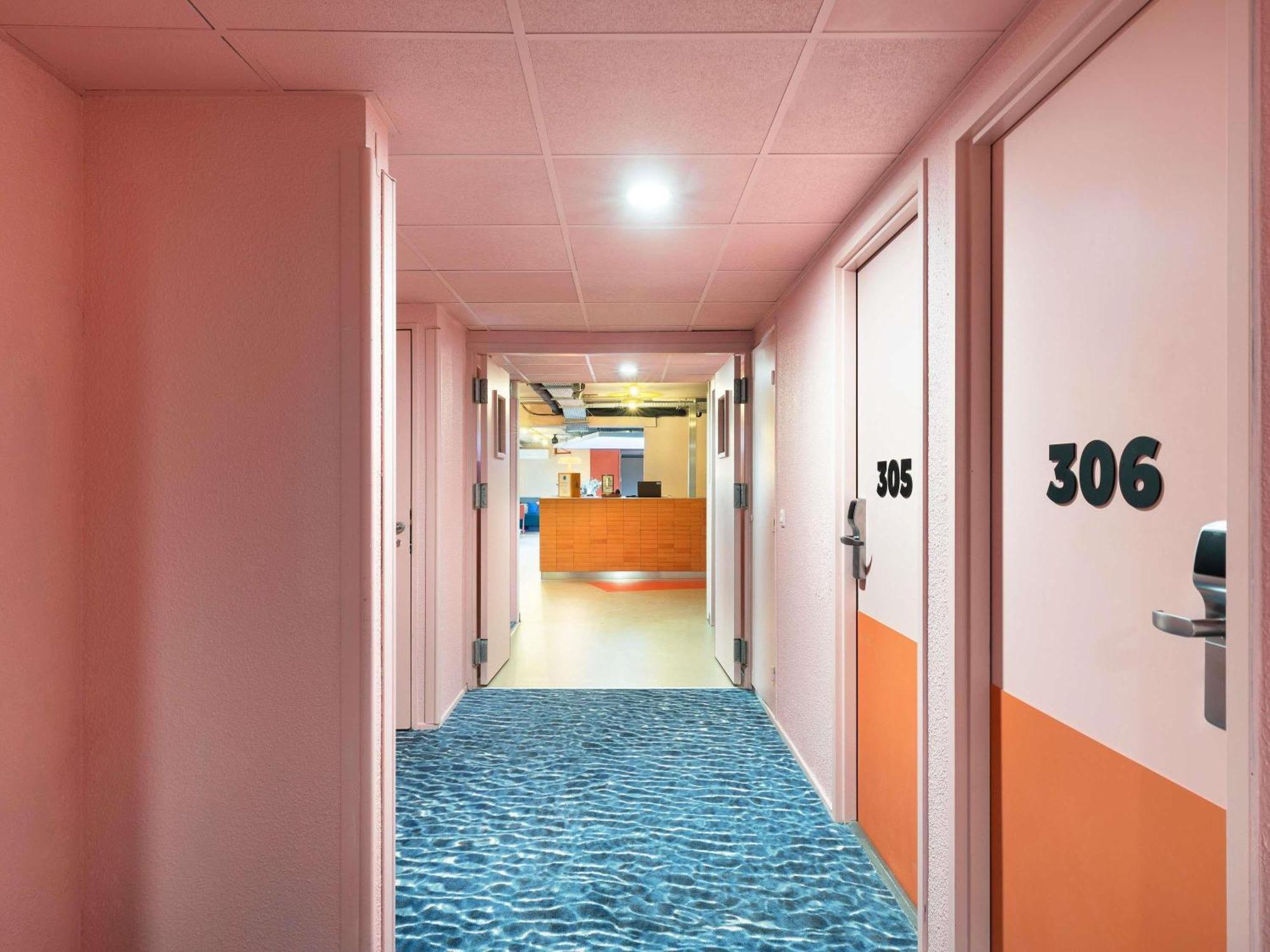 Greet Aeroport Promenade Des