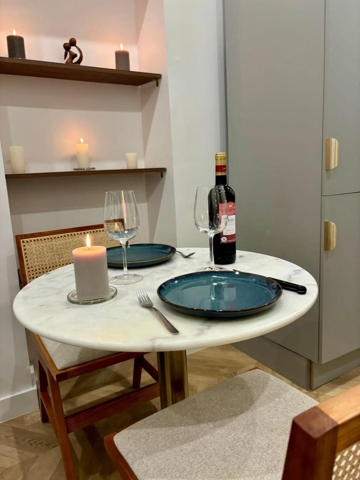 Apartment Luxueux A 2 Pas De La Mer, Vieille Nice