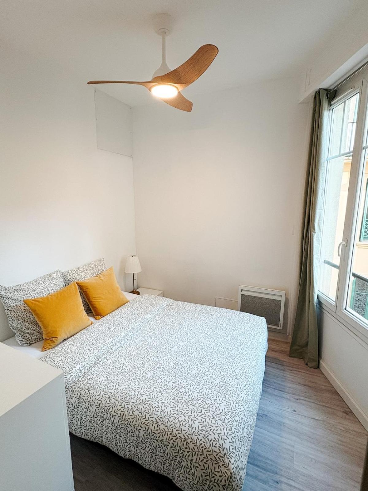 Elegant With Balcony, Appartement Nice