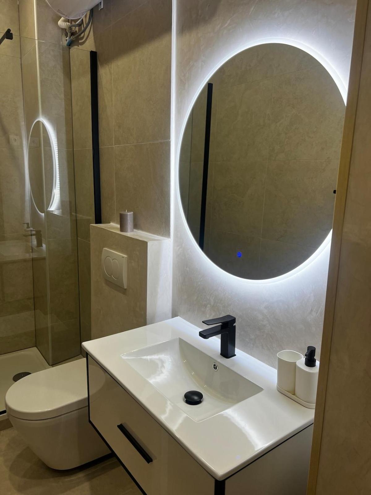 Apartment Luxueux A 2 Pas De La Mer, Vieille Nice