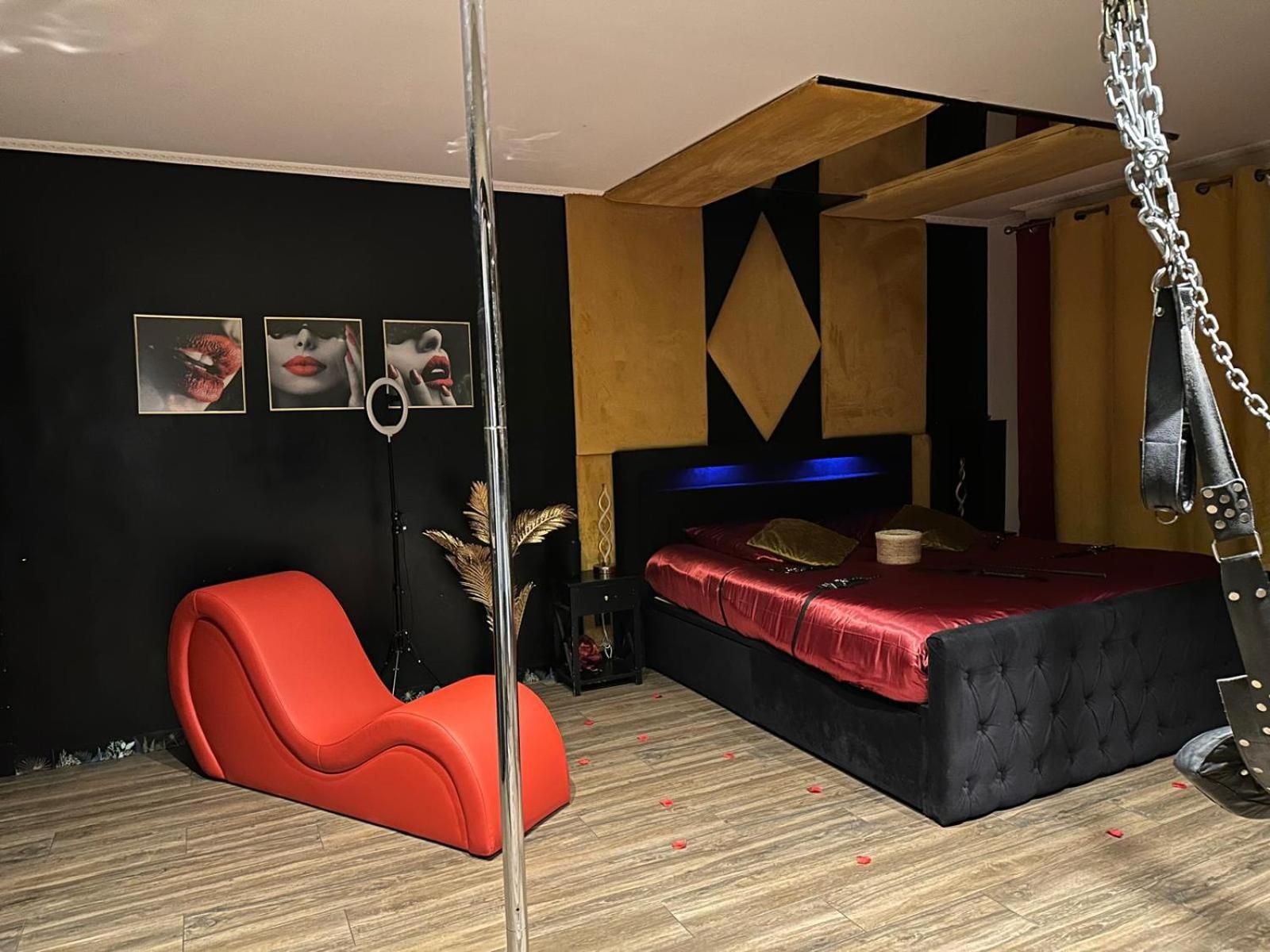Apartment La Loveroom Bdsm De 