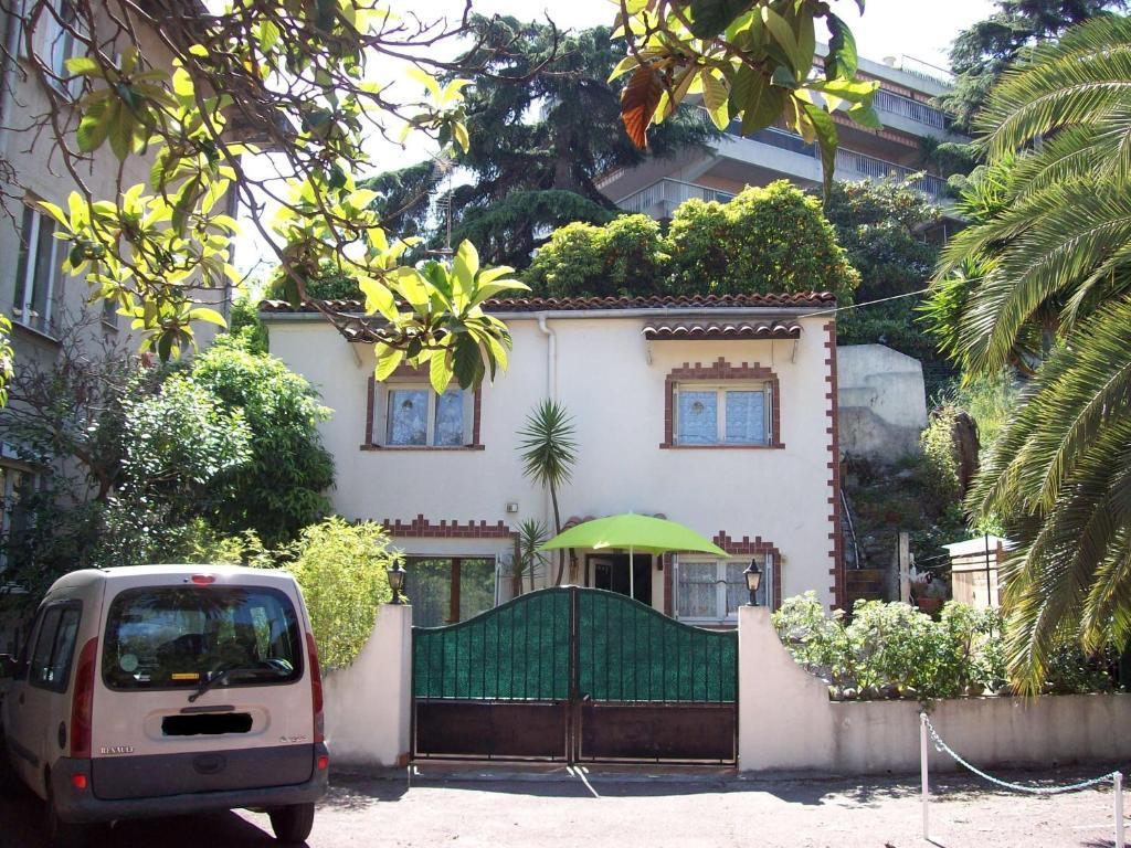 Casa de férias Maisonnette A 300 M De La Mer Et 5 Mn Du Tramway *