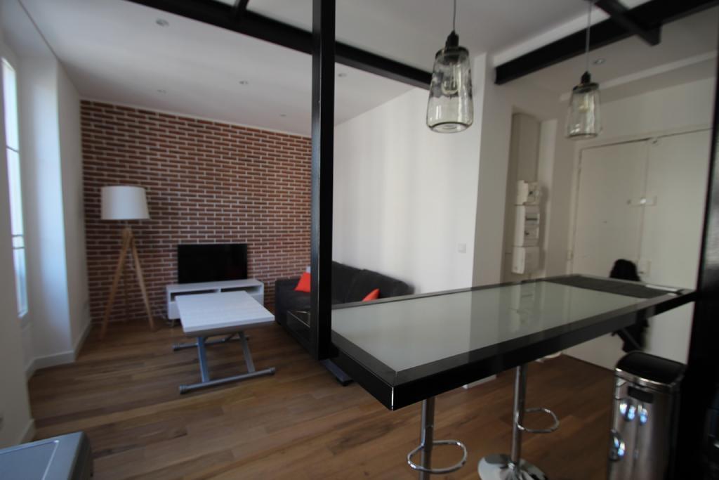 Apartment Des Postes Nice