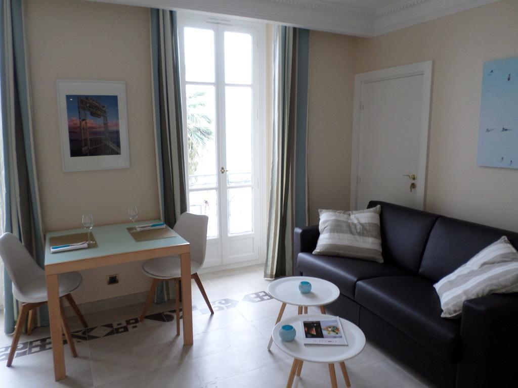 - Promenade Des Anglais Apartment Nice