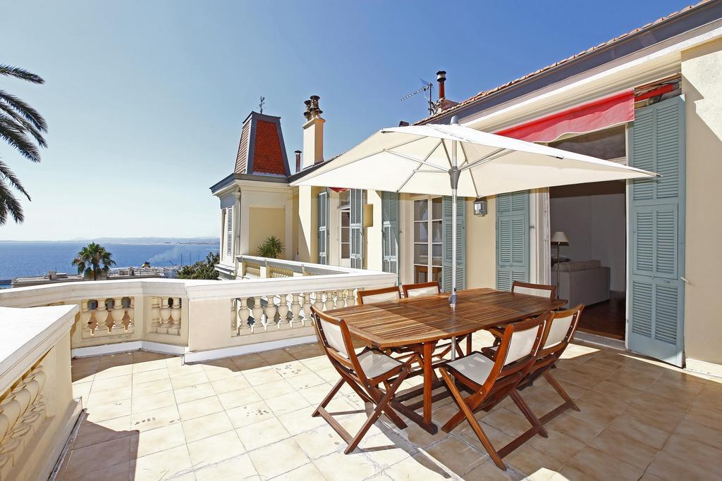Apartment Palmeraie - Magnifique D'epoque Avec Vue 4 Personnes Avec Terrasse Le Port Nice