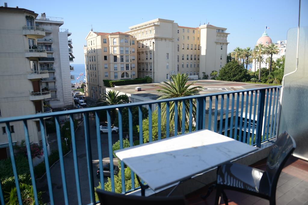 29 Promenade Des * Nice