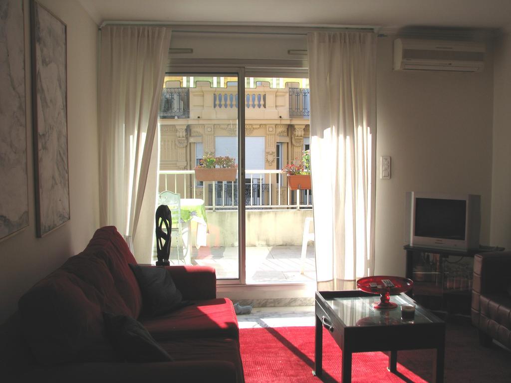 Sole Apartment *