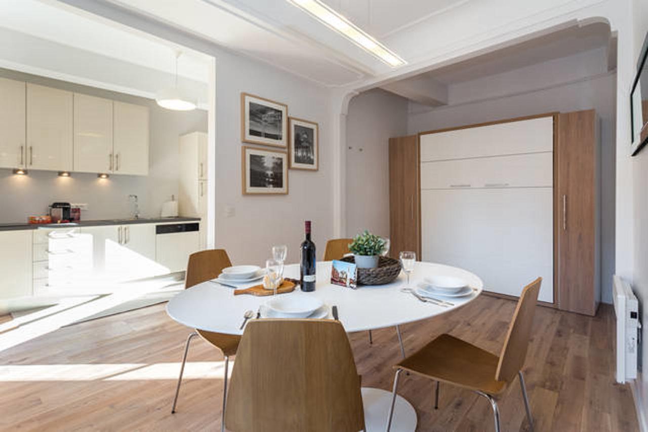 Le Rossetti B. - Modern, Long Balcony, Old Town