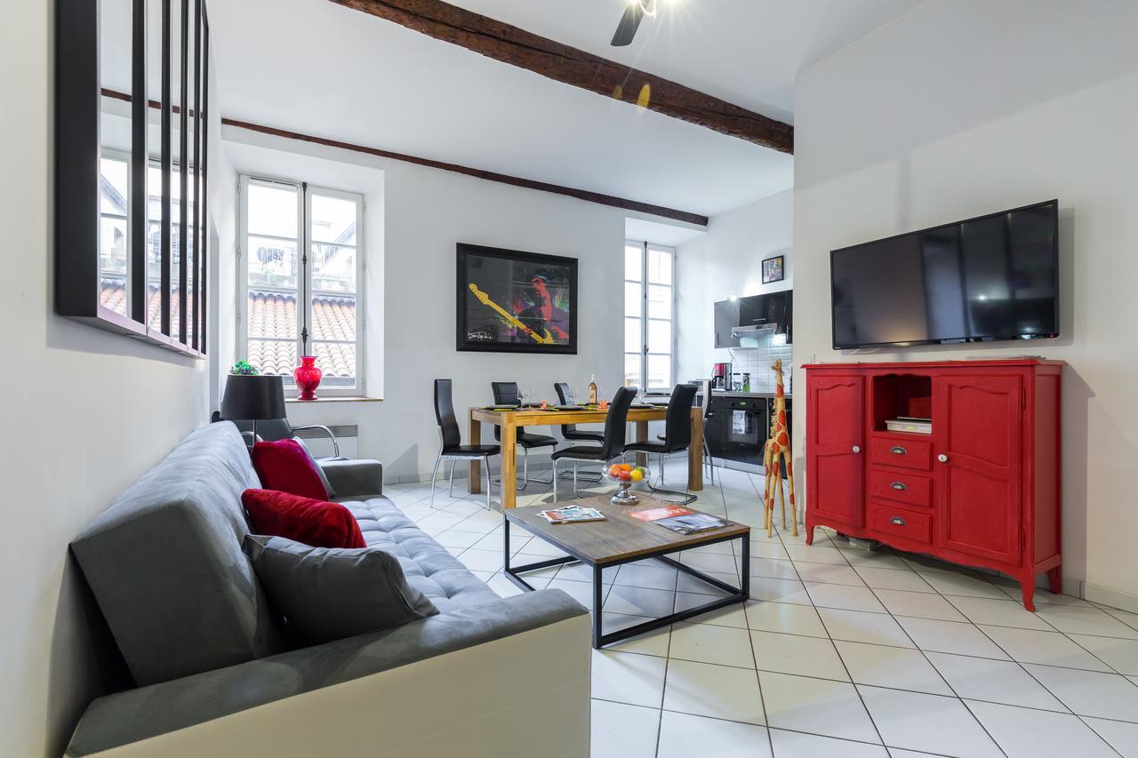 Ste Reparate F4 Moderne, Design, Place Rossetti, Heart Old Town Apartment Nice