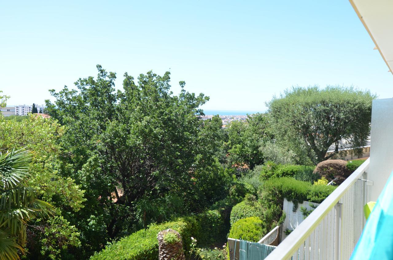 Grand 35m² 4 Personnes Avec Balcon Quartier Valrose * Nice