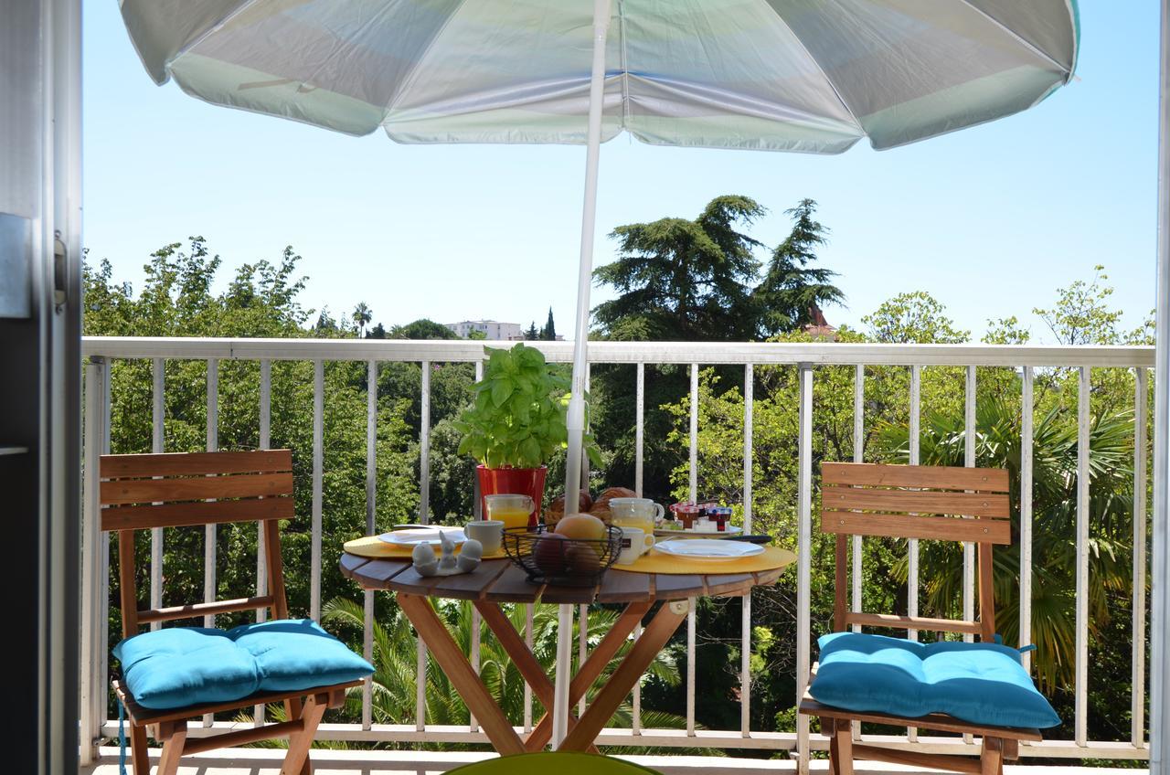 Grand 35m² 4 Personnes Avec Balcon Quartier Valrose Nice