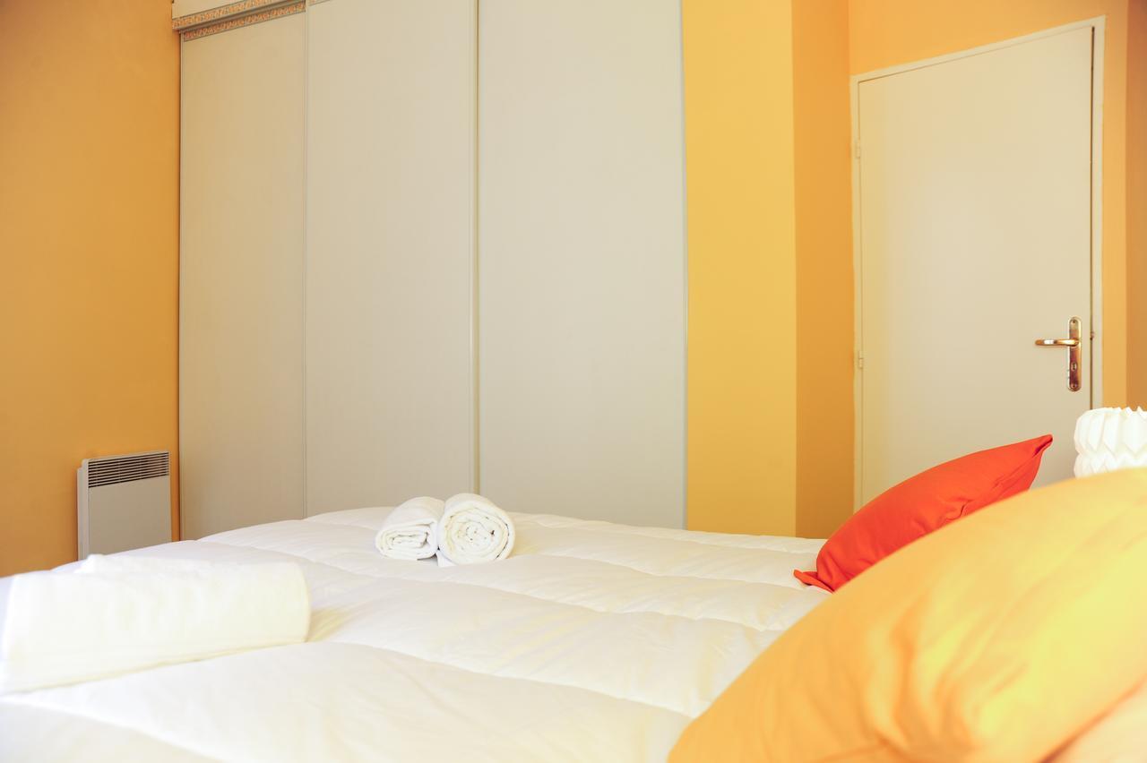 Apartment St Genevieve Five Stars House *