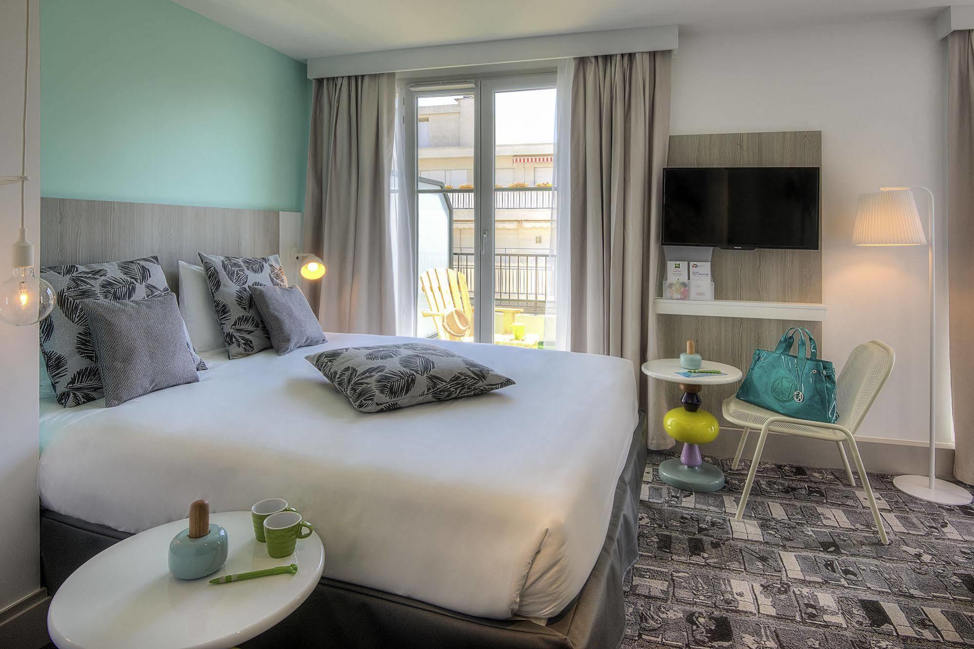 Ibis Styles Centre Gare Hotel 3*