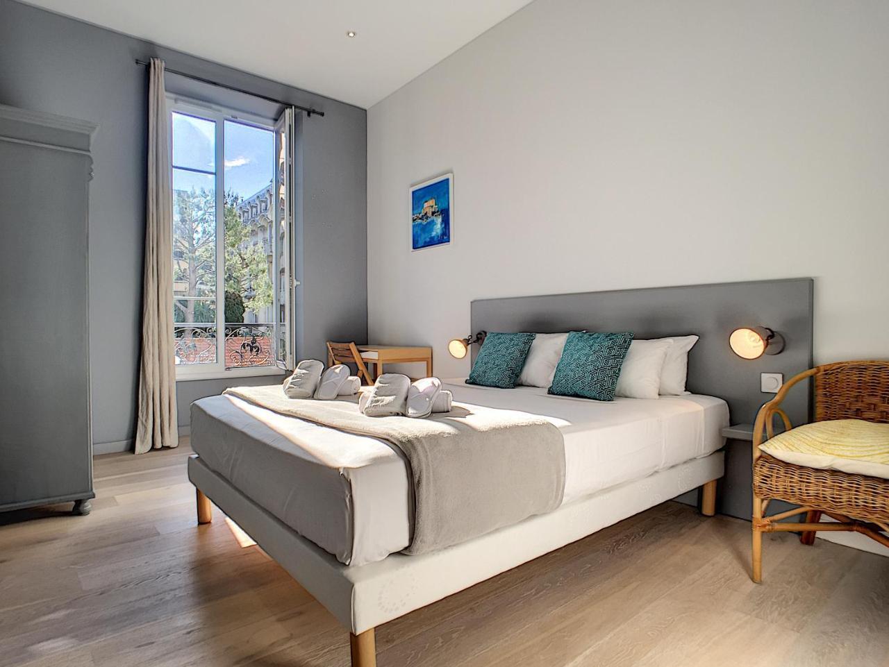 Nestor&jeeves - Palais Marie Prestige - - Close Sea *